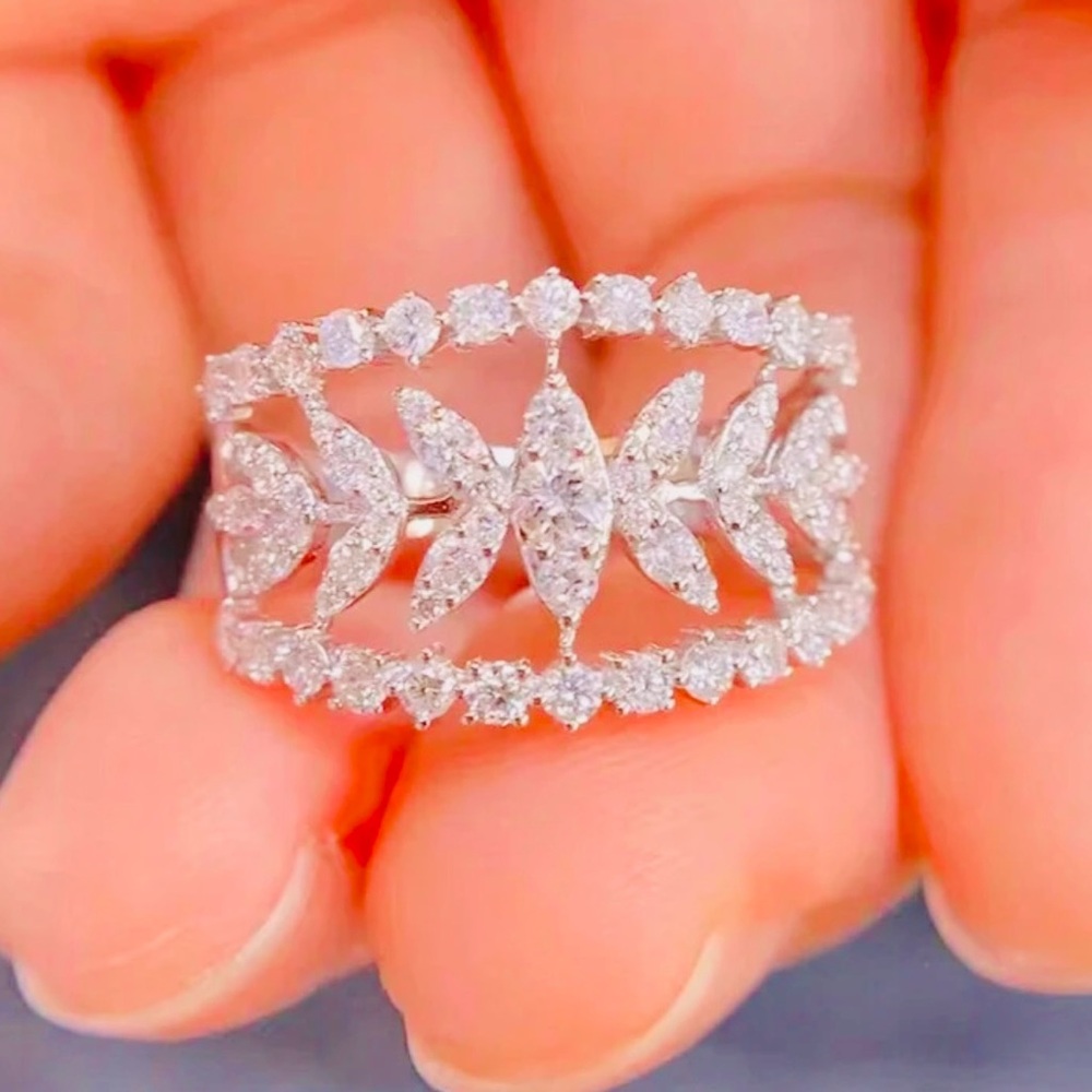 Elegant S925 Sterling Silver Hollow Leaf Shaped Wide Ring